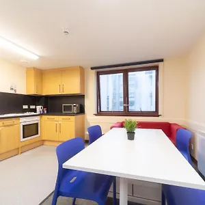  Apartment Joivy Economy 4 And 5 Bed Flats, Close To Old Town And Royal Mile - Adults Only