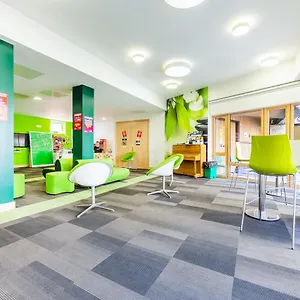  Apartment Euro Halls